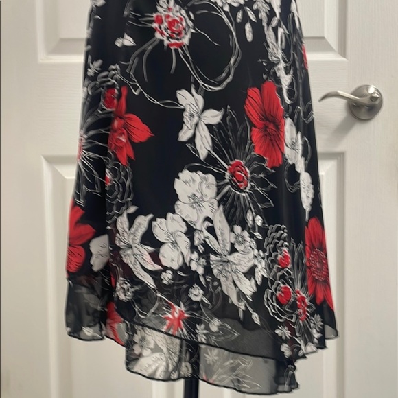 Strapless Dress  or Skirt - Black with Red, Light Grey Floral with Ruching - Picture 4 of 8